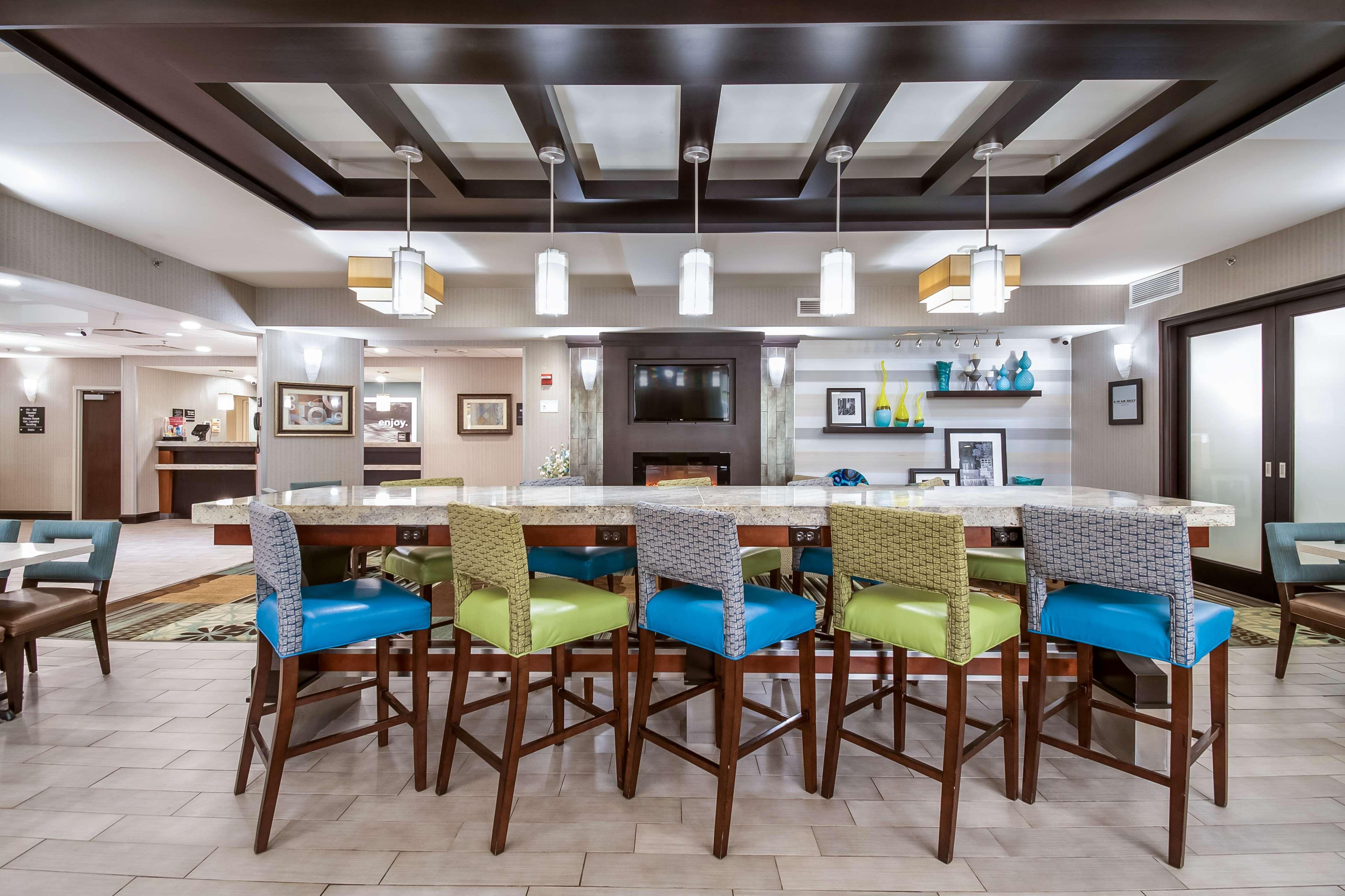 Hampton Inn West Columbus Exteriér fotografie